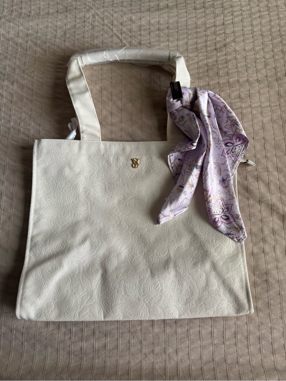 Victoria Secret White Floral Tote Bag with Lavender Scarf